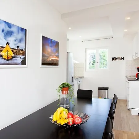 3 Apts - 9 Bedrooms - 16 Pers - Metro 7 - Ac Appartamento Villejuif